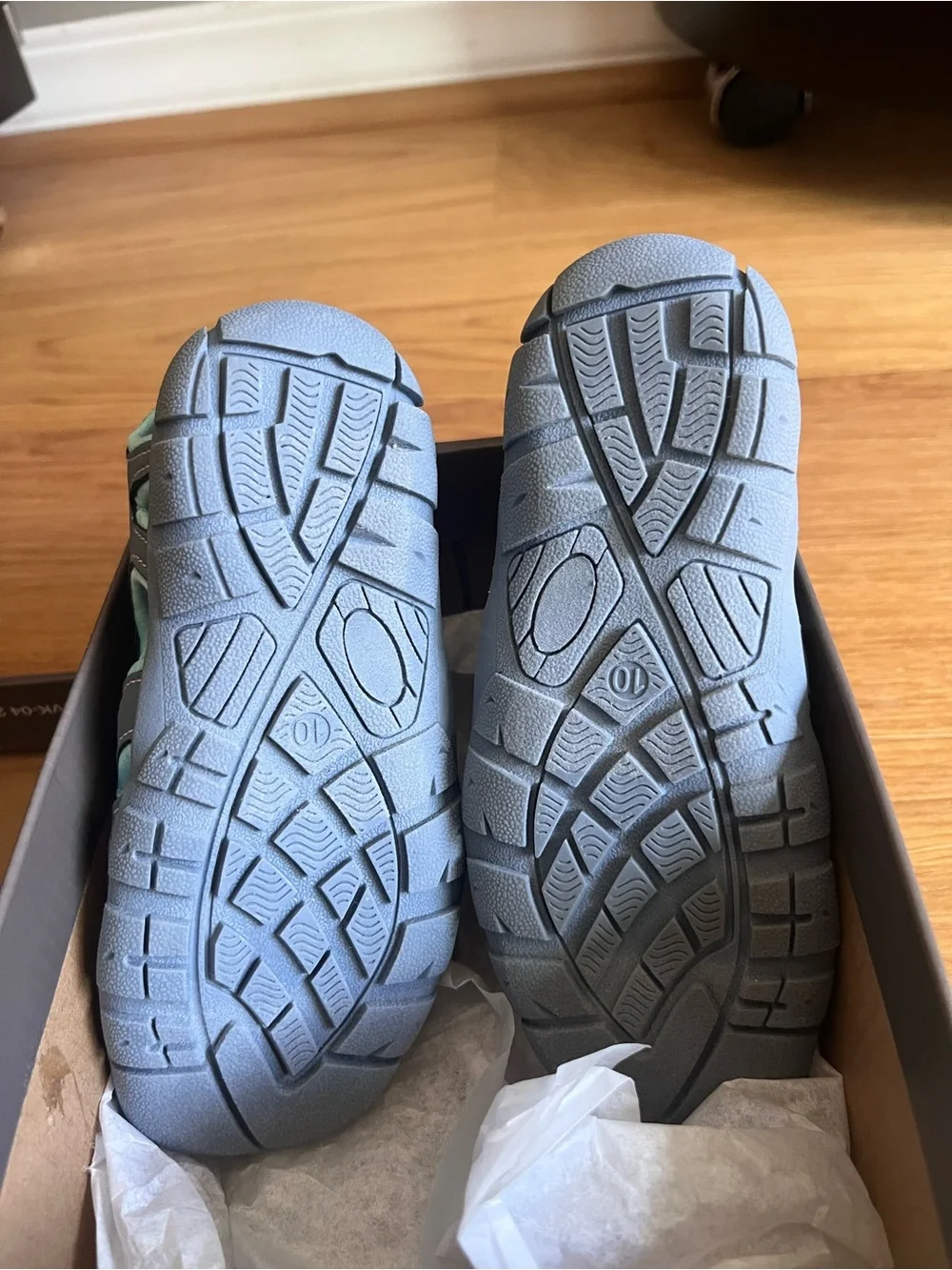 Crown Vintage Kids Water Shoes - Blue with Pink Accents
